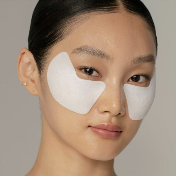 SHISEIDO - Vital Perfection Uplifting and Firming Express Eye Mask - 12 Packets - Image 4